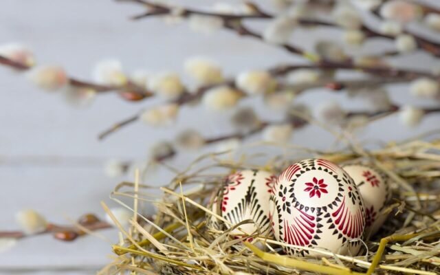 Palmbuschen, Ratschen, Osterspeis: Die Karwoche in Österreich, ohne Kitsch erklärt